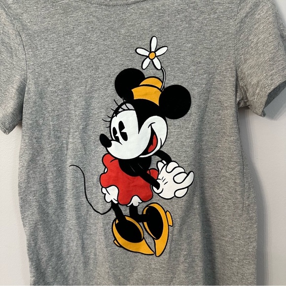 Disney Minnie Mouse Gray Short Sleeve Cotton Graphic T-Shirt Size M GUC - Picture 3 of 7
